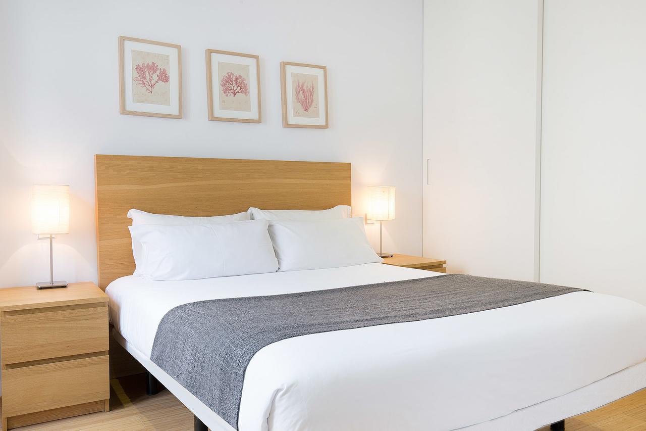 Apartamentos San Lorenzo 26 มาดริด ภายนอก รูปภาพ