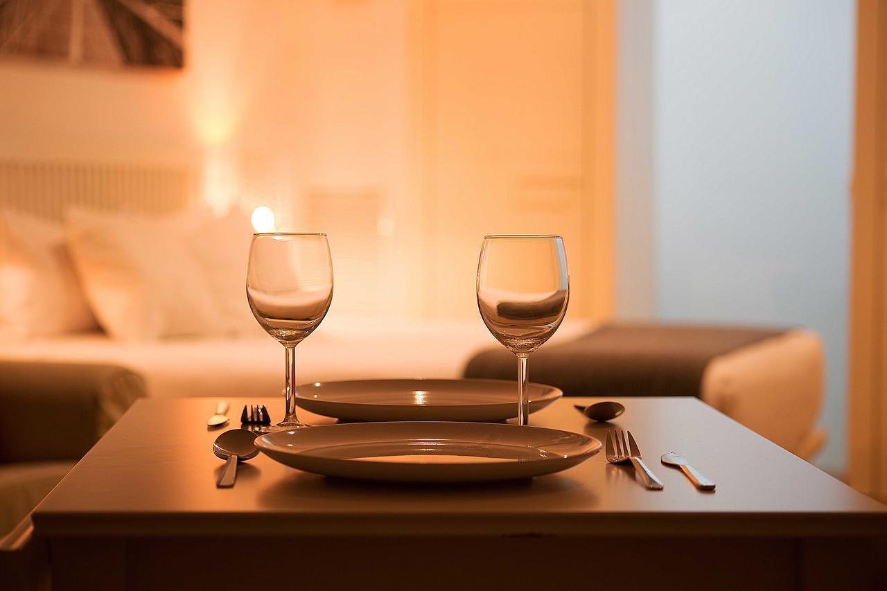 Apartamentos San Lorenzo 26 มาดริด ภายนอก รูปภาพ
